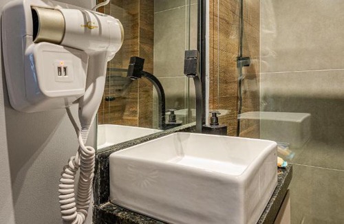 Vila Buarque Apartment | Studio Premium República ,Ar, Lava e Seca e Wi-Fi 300mb