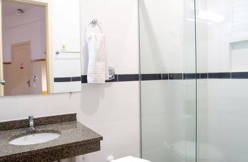 Centro Hotel | Stylish Stay | Free Breakfast | 3.1 mi to Beira-Mar Norte Promenade