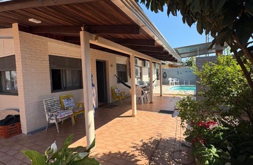 Guaratuba House | Suíte aconchego dos pássaros