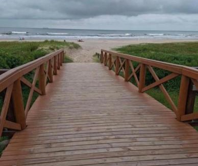 Meia Praia House | Suítes Meia Praia Navegantes