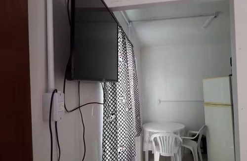 Cidade Nova Apartment | Suite + kitchen with air conditioning