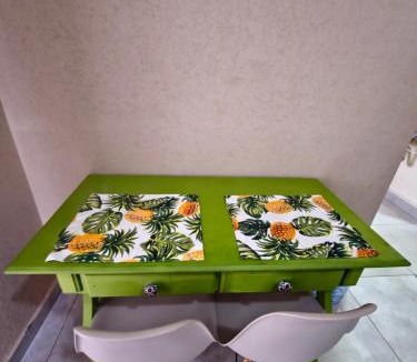 Pouso Alegre House | Suite Privativa , WI-FI, Check-in Autônomo, Garagem