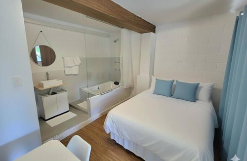 Itapecerica da Serra Bed & Breakfast | SUITES - Românticas na Natureza para Adultos