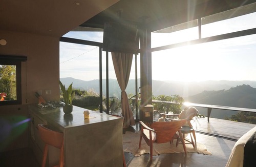 Paraisopolis Cabin | Sunset in the Mantiqueira Mountains at Cabana da Mata - Cabanas Rudá