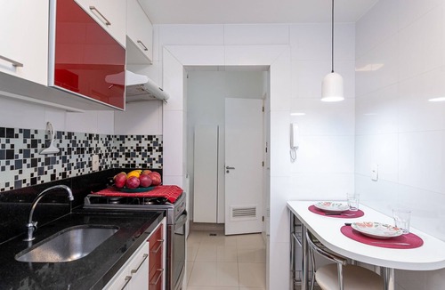 Zona Sul Apartment | Sunset Urca - 2 Guests, Comfort and Pool