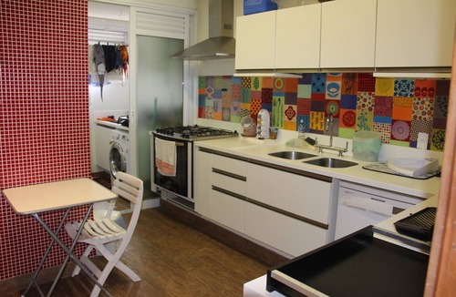 Juquehy Condo | Super cozy beachfront house in a gated community.