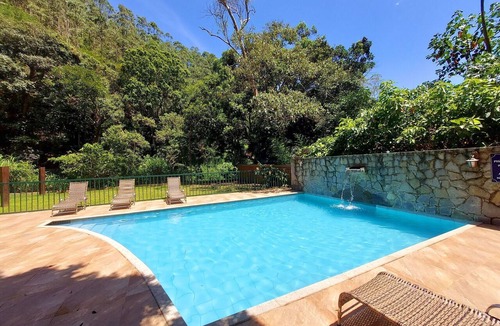 Nova Friburgo Hotel | Superior Suite | Pool, BBQ, Hot Tub & 3.8 mi to Three Peaks State Park