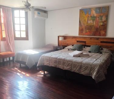 Mendoza City Center House | Tanino Guest House