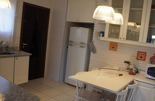 Vila Britania House | The English Mountain Hideaway