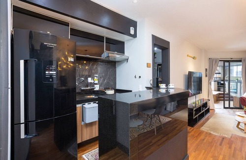Vila Suzana Apartment | The Regent Flat