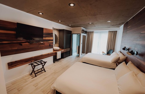 Rio Cuarto Hotel | Tranquil Room w/Free Breakfast, Parking & Pool Access—Perfect for Relaxing Stay