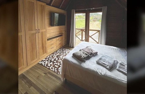 Caruru House | Tubarão: Casa com Piscina, Churrasqueira e Sinuca