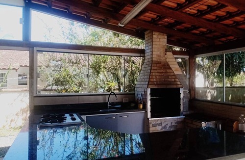 Itapoa House | Two-story house with pool and small soccer field in Itapoá-SC