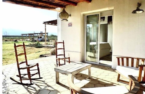 Tunuyan House | Uco Valley Vineyard Villa w/pool