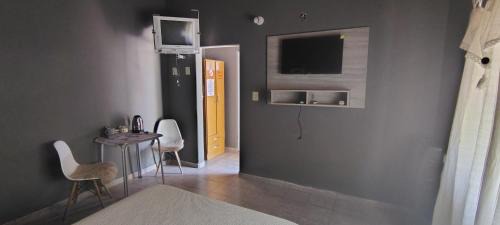 Rio Colorado House | Umbral Del Sol