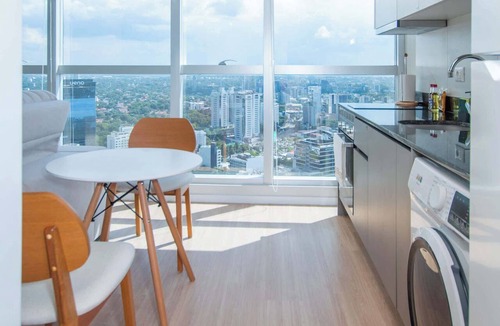 Asuncion Apartment | Urban 1-Bedroom Escape in Petra Tower Asuncion