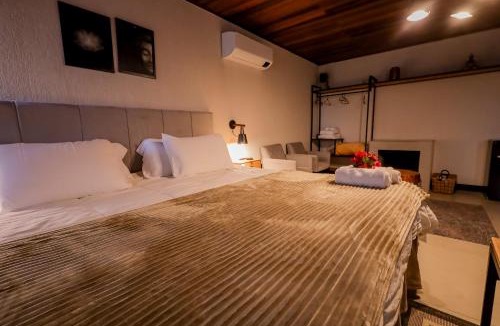 Campo Largo Hotel | Varshana Hotel