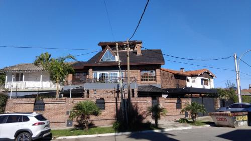 Ezeiza House | VICTORIA 3 BED AND BREAKFAST A 3KM DEL AEROPUERTO EZEIZa