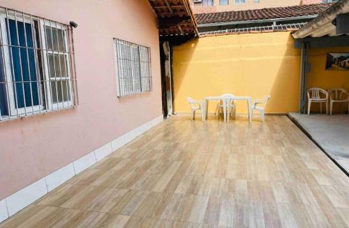 Tupi House | Vila Tupi 3 Dormitórios - 300m da praia