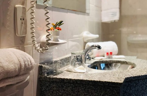 Merlo Hotel | Villa De Merlo Hotel Spa