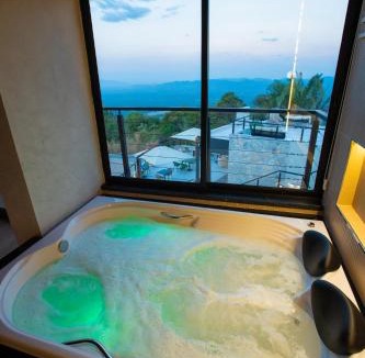 Vicosa do Ceara Hotel | Villa Real Chalés
