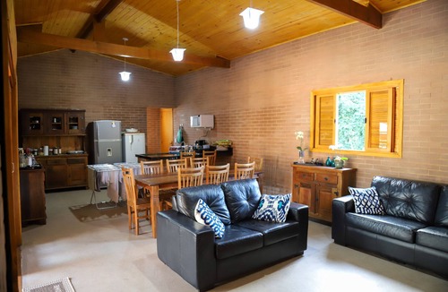 Campinas House | Villa with heated pool in gated community