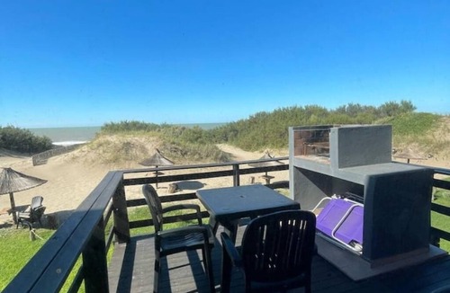 Miramar Apartment | Violeta Beach Front Apartment