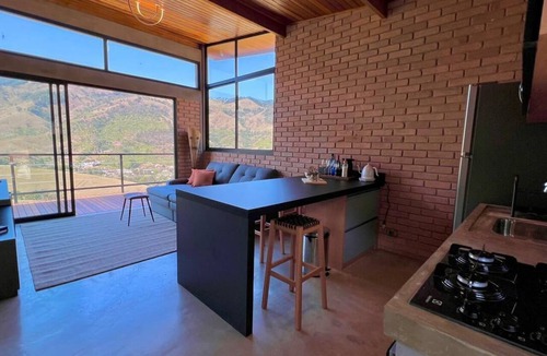 Sao Bento do Sapucai Ski Chalet | Vista Baú: Luxury Chalet with Breathtaking Views of Pedra do Baú
