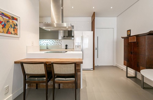 Jurere Apartment | WI-FI 100MB | 55" Smart TV | 350m from Beach #JA33