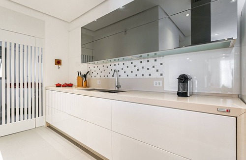 Jurere Apartment | WI-FI 100MB | 55" Smart TV | 350m from Beach #JA33