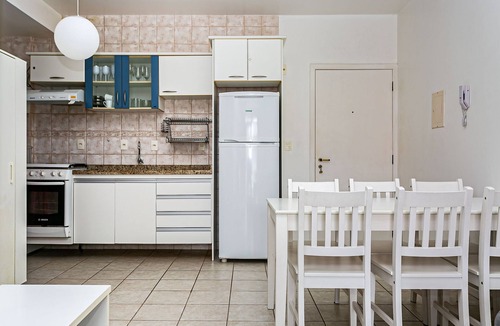 Jurere Apartment | WI-FI 240MB | 350m from Jurerê Beach #JA13