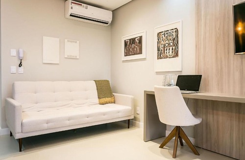 Centro Apartment | WI-FI 350MB | Food Hall | 450m from Shopping #CA04