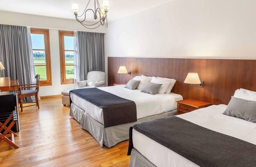Lujan Hotel | Wyndham Garden Luján