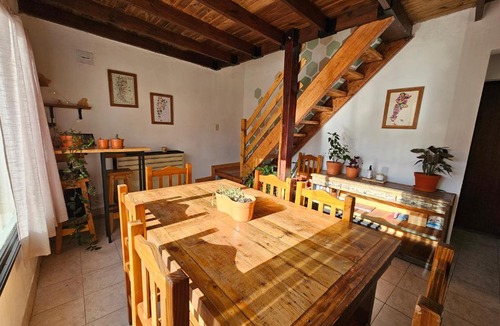 El Chalten House | Yellow House Cottage