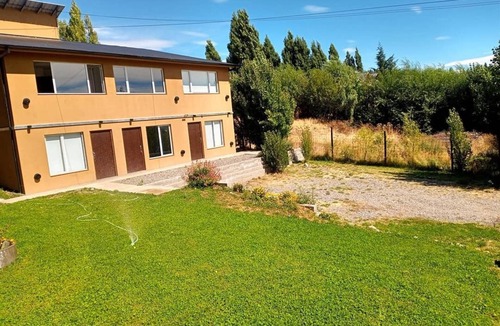 Macrozona Bahia Redonda y Primeros Faldeos Apartment | Your Lakeside Paradise: Comfort and Full Kitchen Awaits