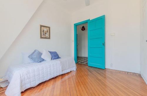 Balvanera Apartment | ZAYA, amplio semipiso con balcón, ubicación ideal