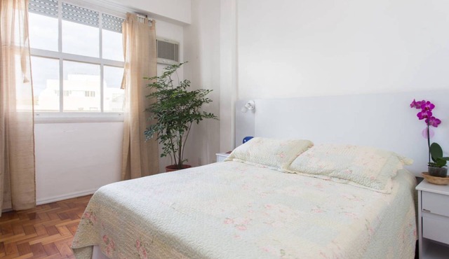 250 m from Ipanema beach | AC, Wi-Fi, Concierge 24/7