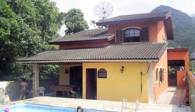 4-BEDROOM HOUSE WITH 3 SUITES - WITH POOL - Boraceia - Bertioga - CONDOMINIUM BEACH ADDRESS in Bertioga