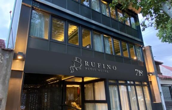 718 Rufino Petit Hotel