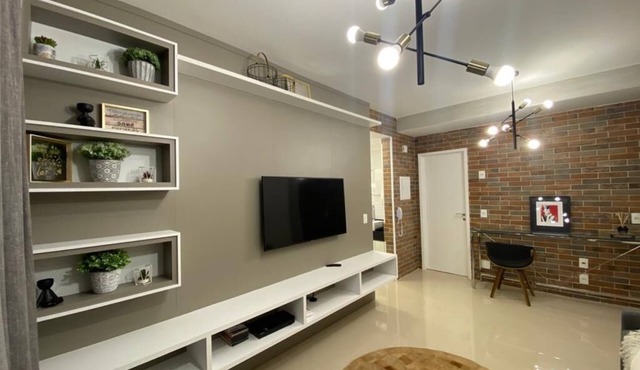 88 Rosemari's Apartments Refined with 2 Bedrooms