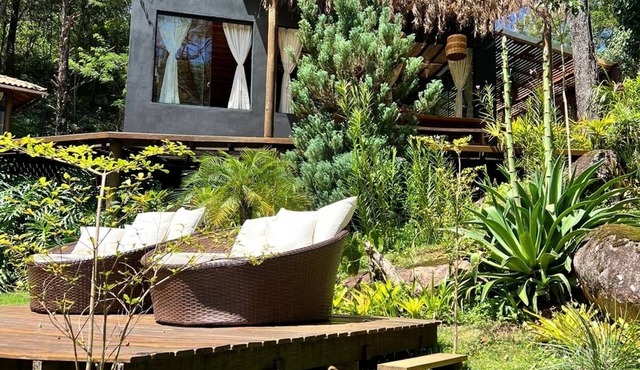 A luxurious getaway surrounded by lush nature in the Mantiqueira Mountains in Itamonte