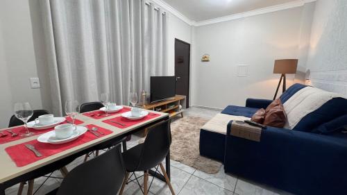 Aconchegante Apartamento de 2 Quartos