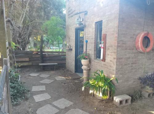 Alojamiento La Sombra del Benteveo