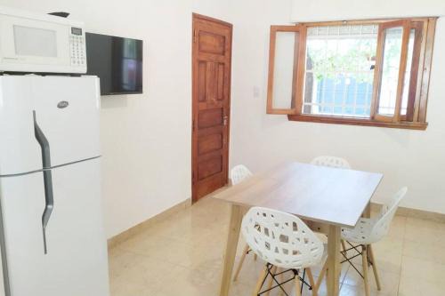 Alquiler por dia Departamento 4 personas Gral Roca Casita Artigas