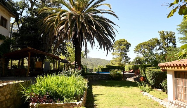 Alta Montaña Hosteria&Apart