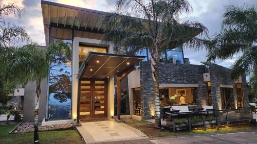 Altos De Merlo Suites