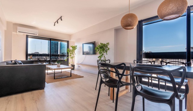 Amazing triplex - 3-bedroom in Historic Downton BsAs - Close to many landmarks