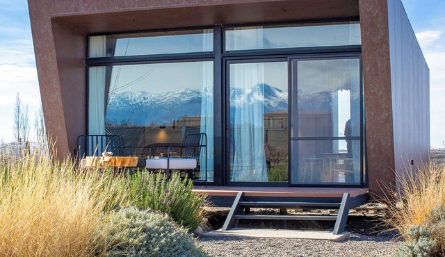 Andeluna Winery Lodge