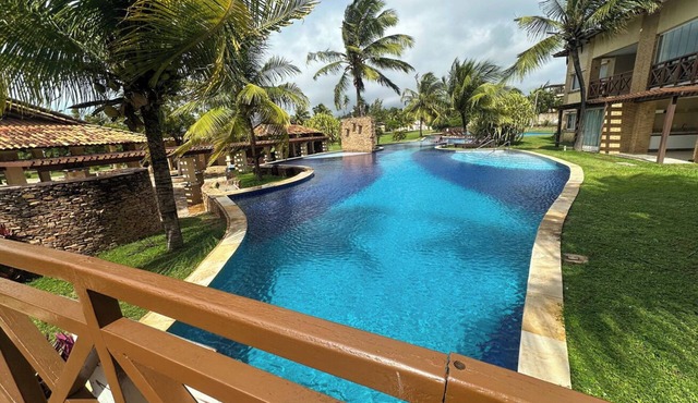 Apartamento com piscina, varanda e garagem em Pipa