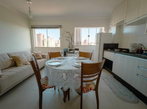 Apartamento perto UEM Wi-Fi MN701